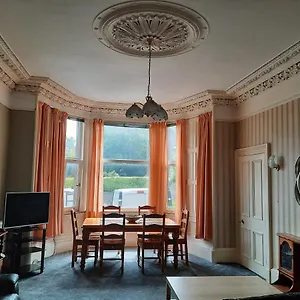 Victorian 3 Bedroom With Free Parking And Private Garden Edinburgh