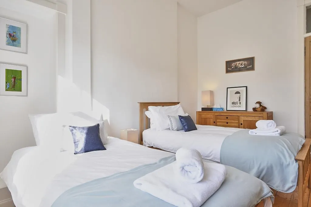 Comely Bank Apartment Edinburgh